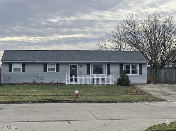 $220,000 | 475 Carol Lane, Elyria, OH 44035