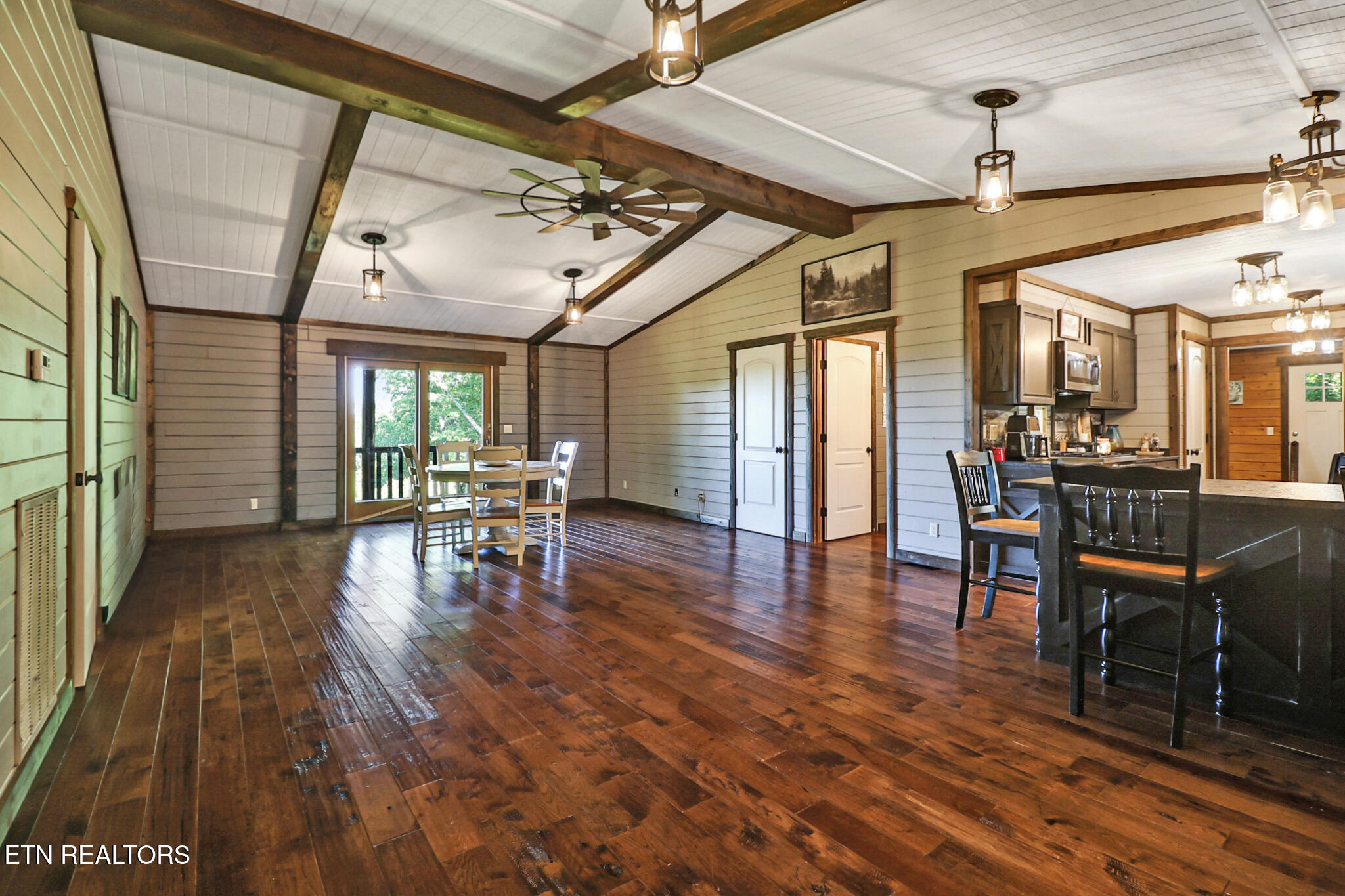 133 Hickory Flats Road Harriman, TN 37748 - Photo 37 of 57 Dining/Living Room View 5