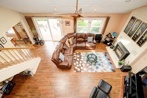 16 St James Road Shrewsbury, MA 01545 - Photo 9 of 29 Gallery Image 9