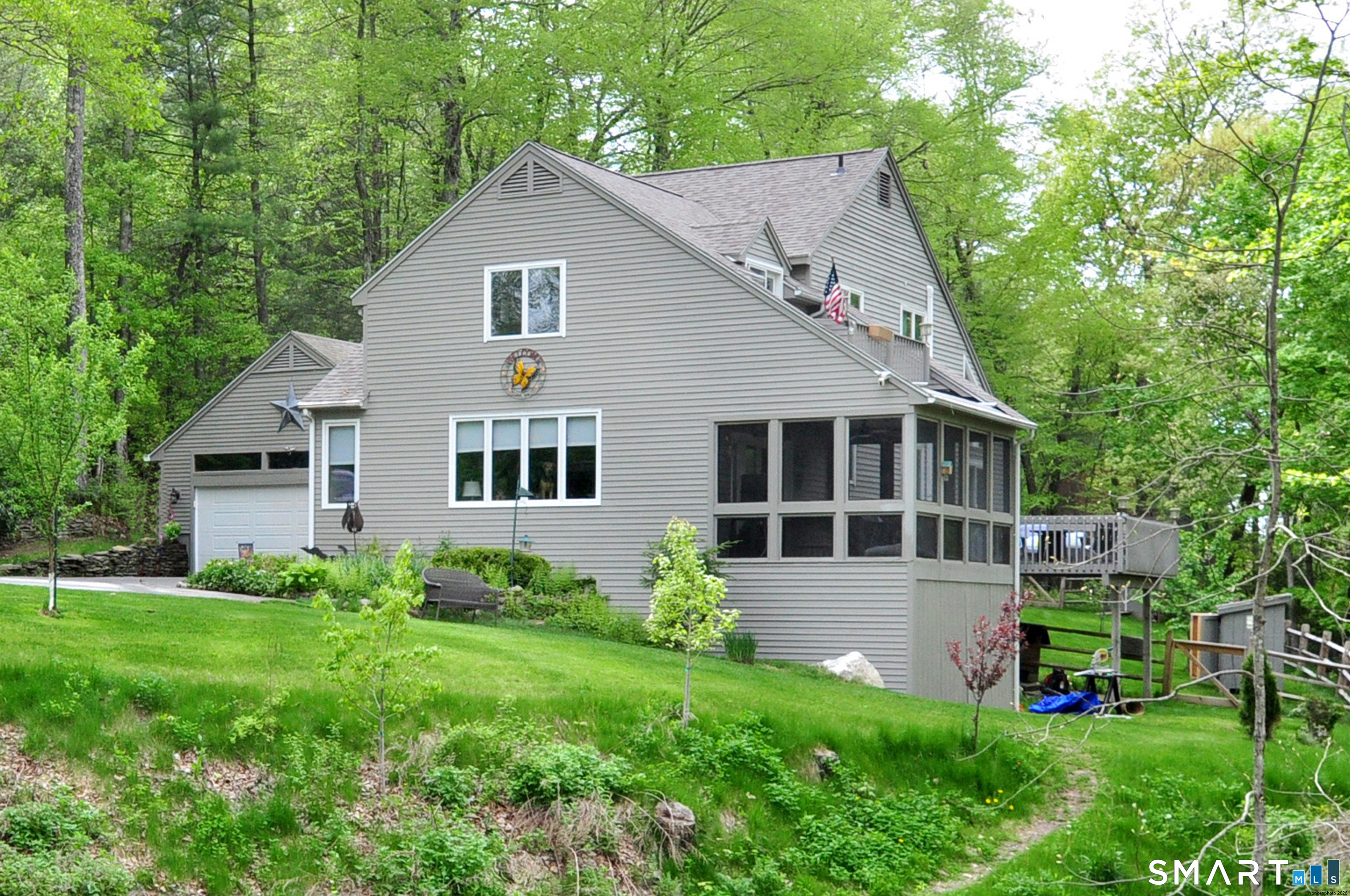 670 Quarry Road Suffield, CT 06093 - Photo 4 of 40