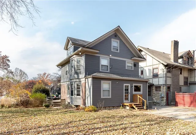 $499,000 | 3669 Harrison Boulevard, Kansas City, MO 64109