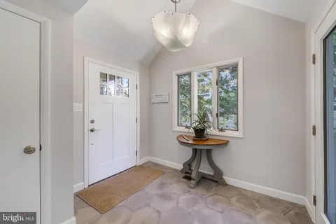 $1,995,000 | 4 East 20th Street, Barnegat Light, NJ 08006