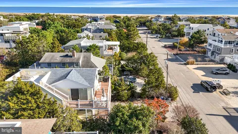 $1,995,000 | 4 East 20th Street, Barnegat Light, NJ 08006