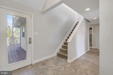 $1,995,000 | 4 East 20th Street, Barnegat Light, NJ 08006