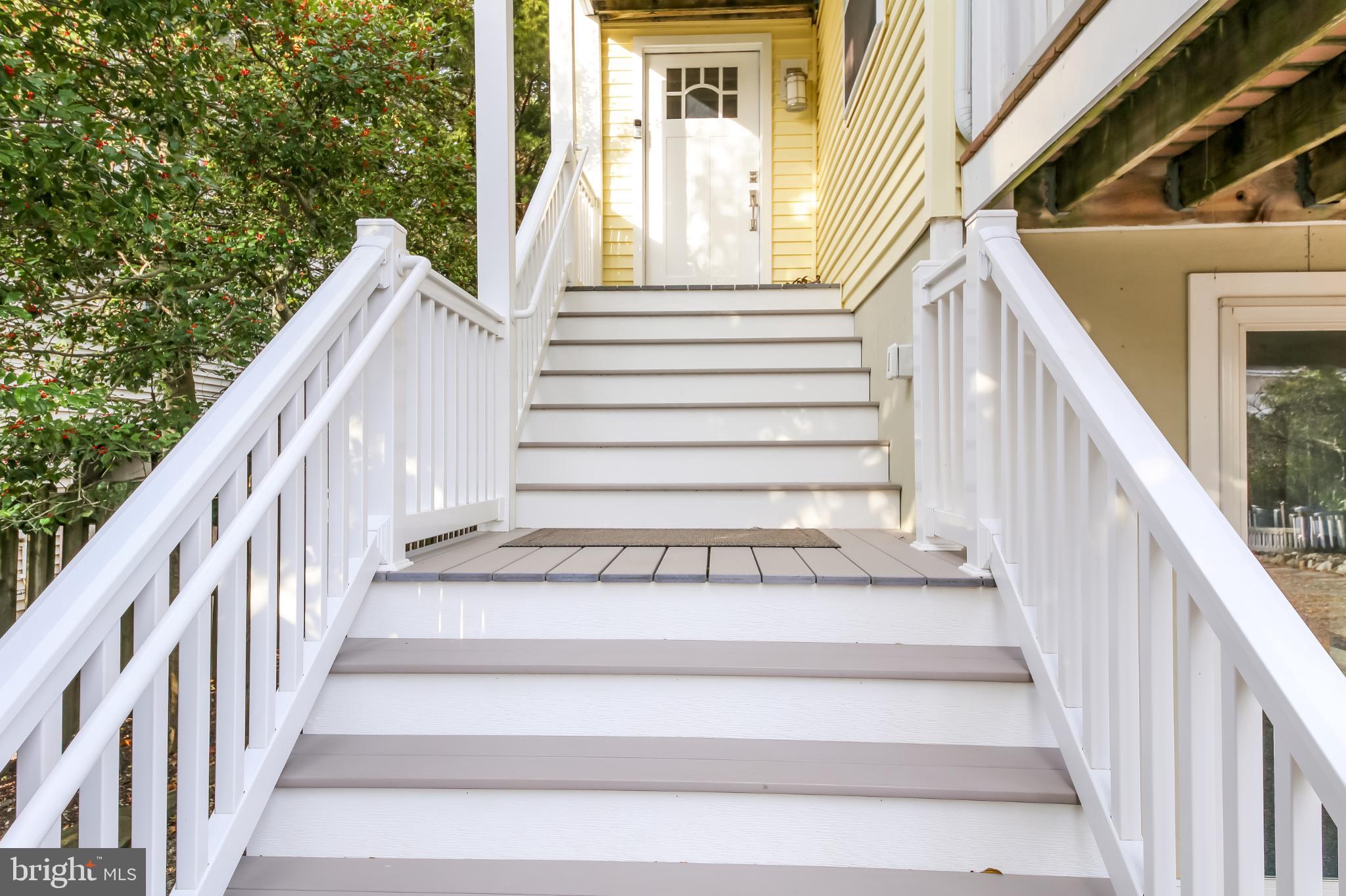 4 East 20th Street Barnegat Light, NJ 08006 - Photo 38 of 43 Charming entrance with inviting steps.