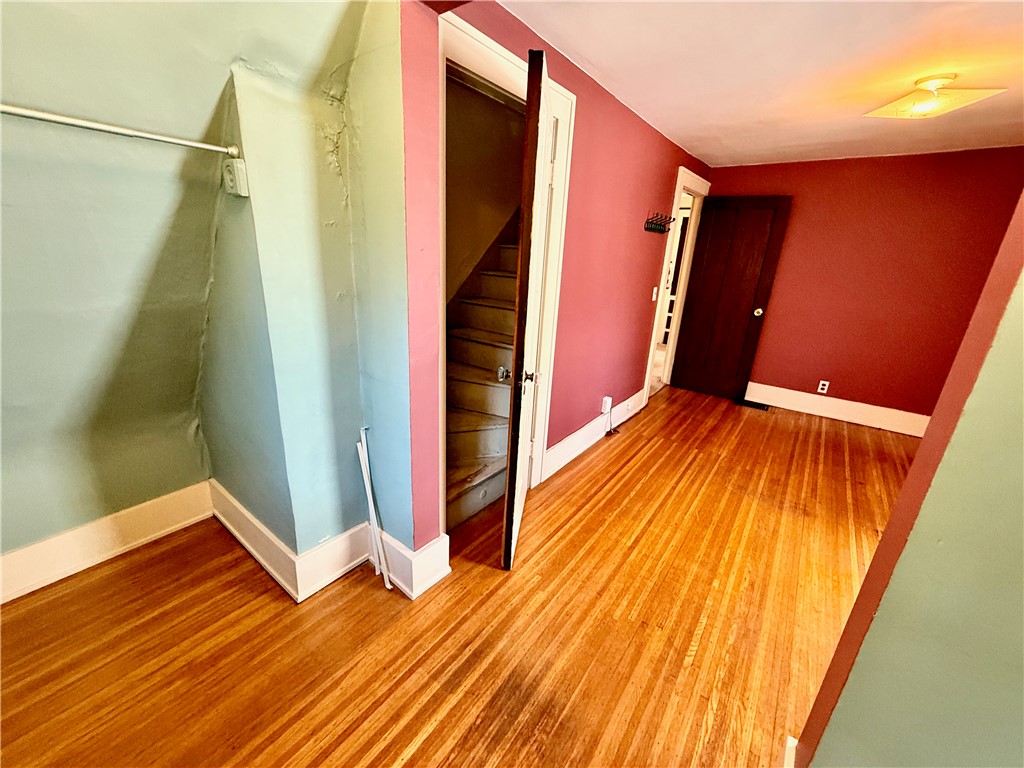 247 Genesee Park Boulevard Rochester, NY 14619 - Photo 21 of 32 Gallery Image 21