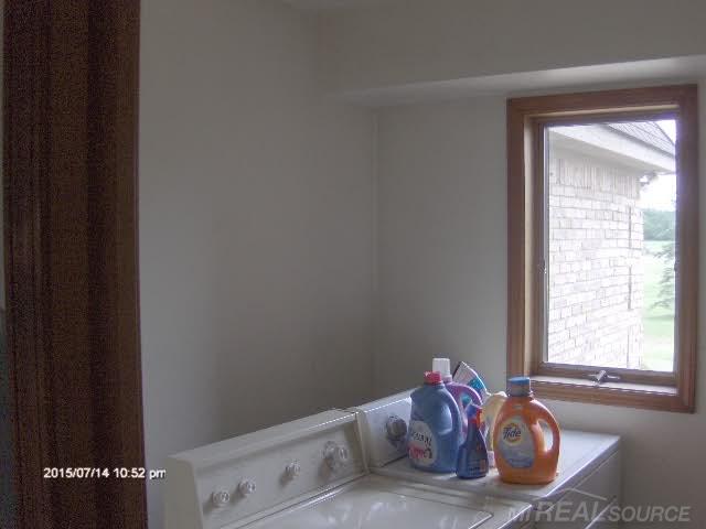 10110 Meisner Road Casco, MI 48064 - Photo 6 of 16 31250297-5.JPG