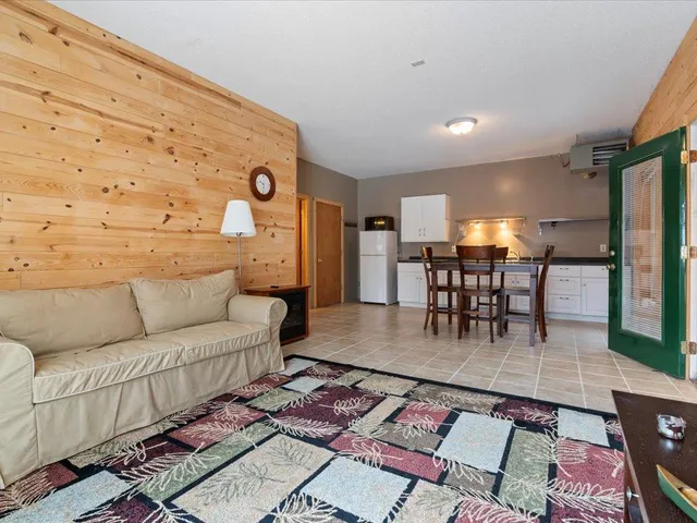 $725,000 | 21764 North Raider Court, Crosby, MN 56441