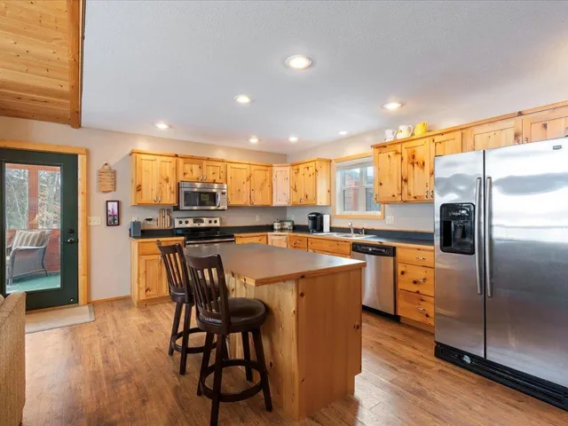 $725,000 | 21764 North Raider Court, Crosby, MN 56441