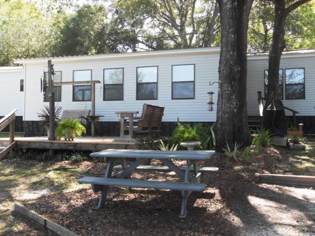 227 Red Eye Road DeFuniak Springs, FL 32433 - Photo 15 of 48 Gallery Image 15