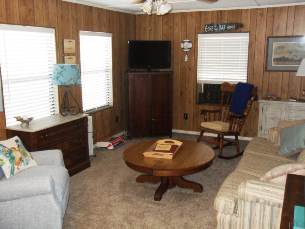 227 Red Eye Road DeFuniak Springs, FL 32433 - Photo 24 of 48 Gallery Image 24