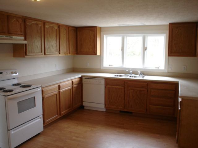30499 Tower Road Elkhart, IN 46516 - Photo 3 of 8 Gallery Image 3