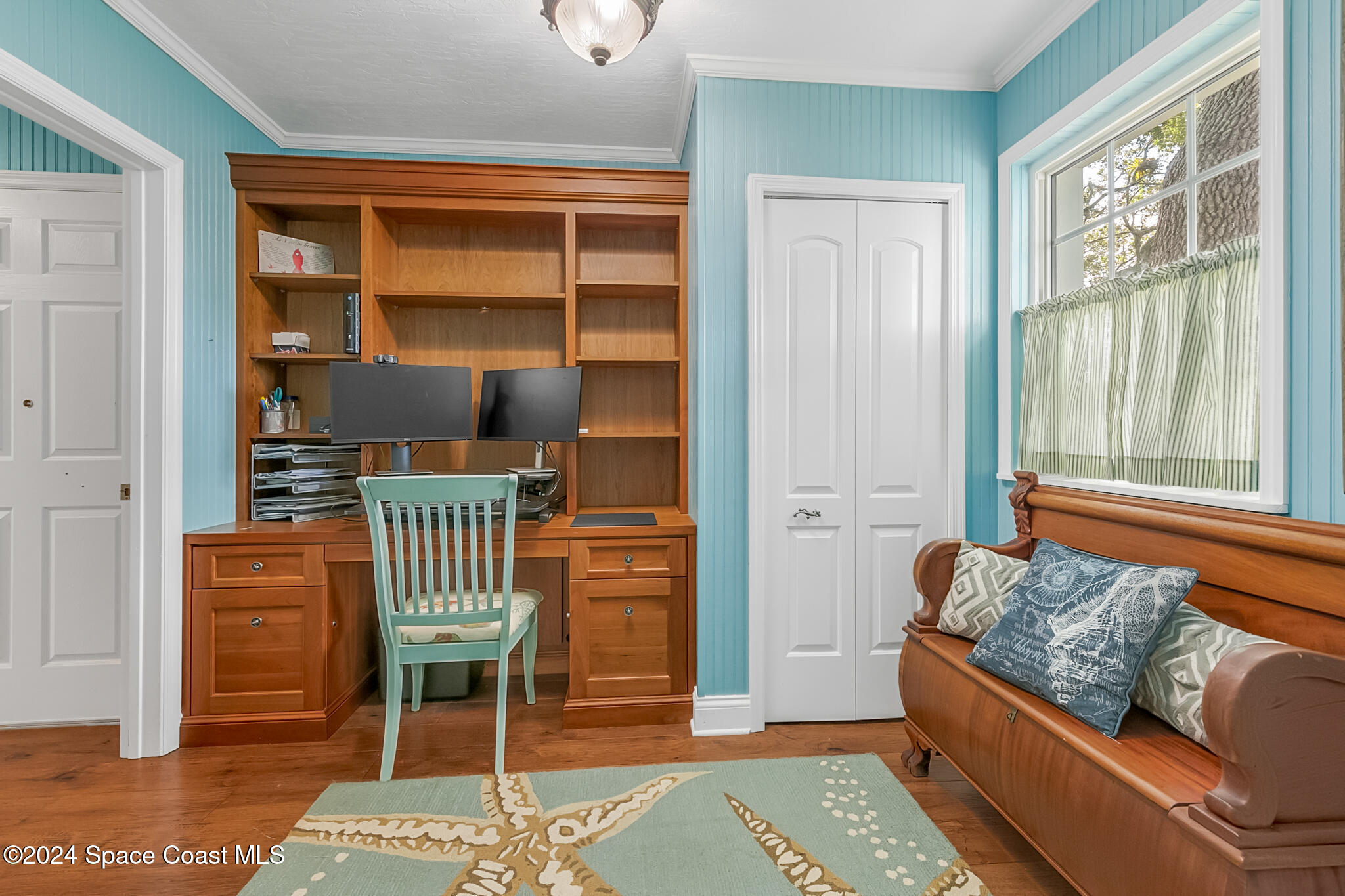 200 Melbourne Avenue Indialantic, FL 32903 - Photo 36 of 60 a living room with furniture and a window
