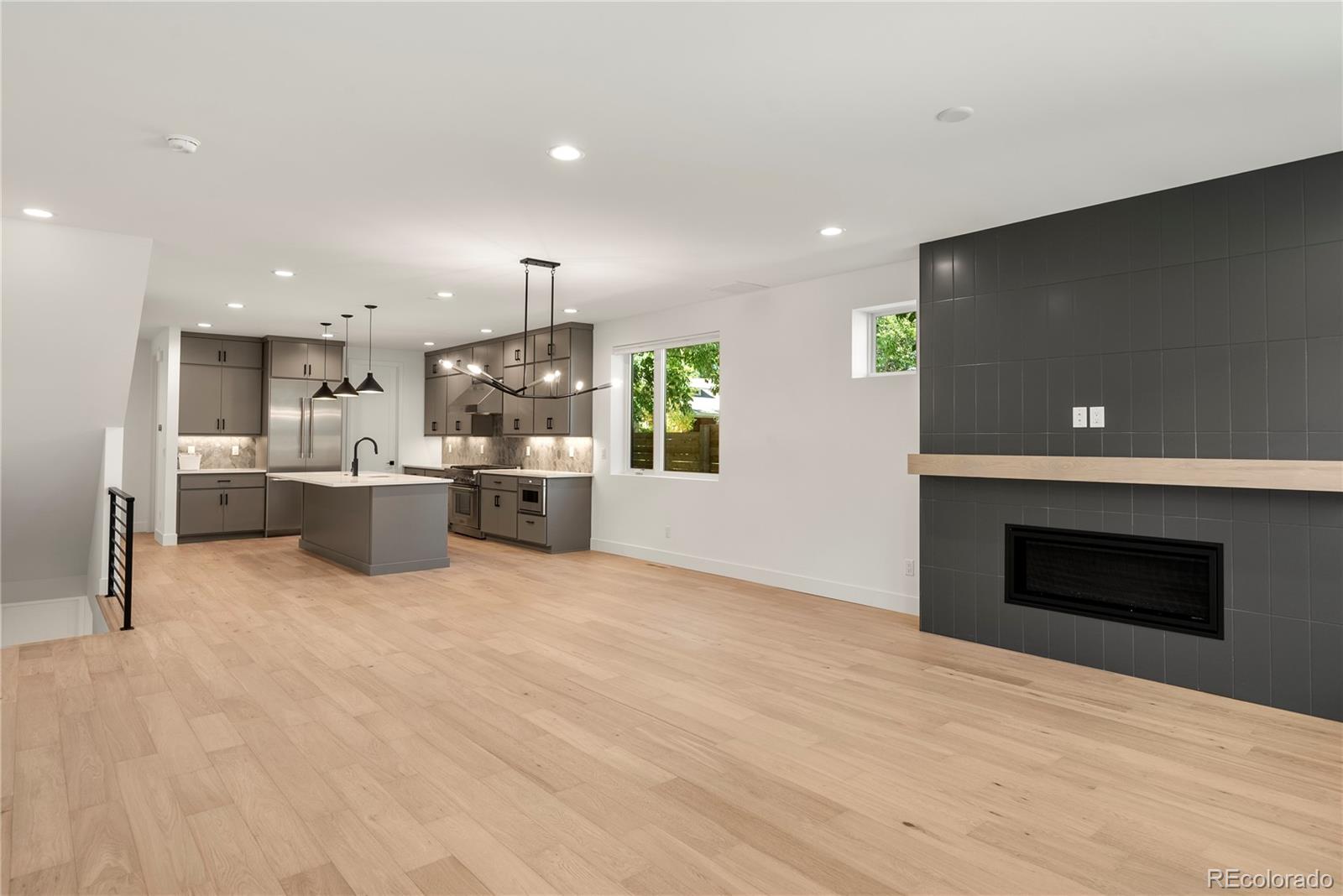 588 Adams Denver, CO 80206 - Photo 12 of 31