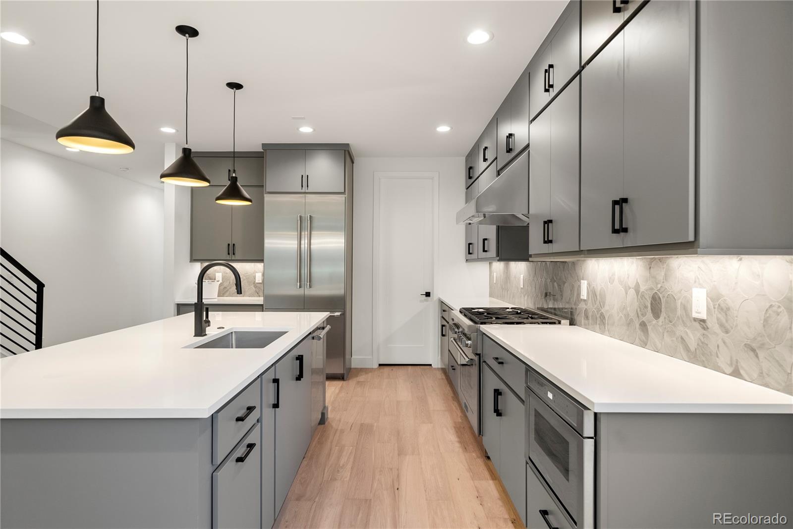 588 Adams Denver, CO 80206 - Photo 10 of 31