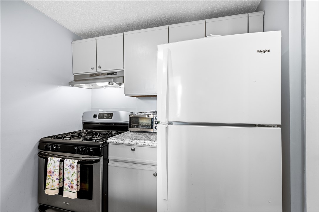 40 Web Avenue, Unit 101 North Kingstown, RI 02852 - Photo 19 of 34