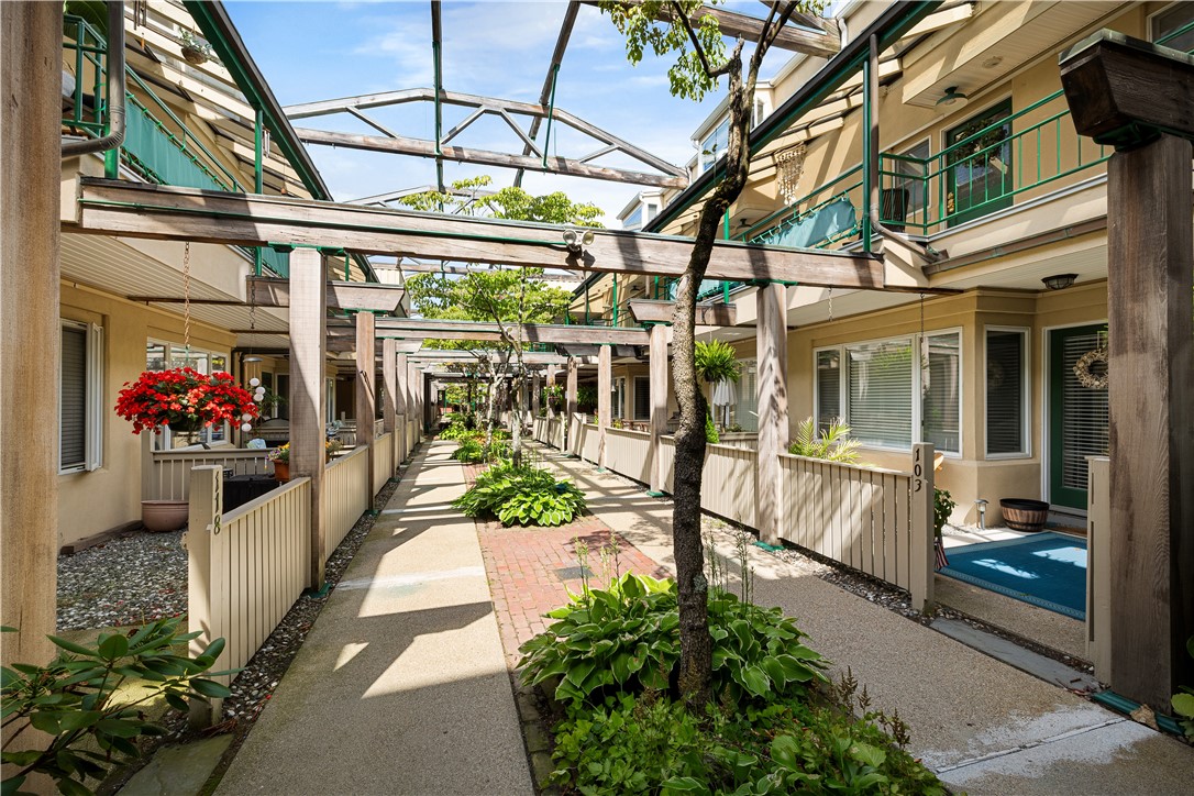 40 Web Avenue, Unit 101 North Kingstown, RI 02852 - Photo 7 of 34