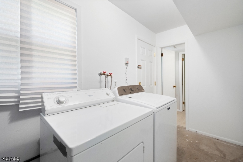 244 Malapardis Road Cedar Knolls, NJ 07927 - Photo 28 of 32