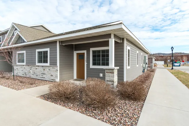 $274,900 | 1303 Hagar Street, La Crosse, WI 54603