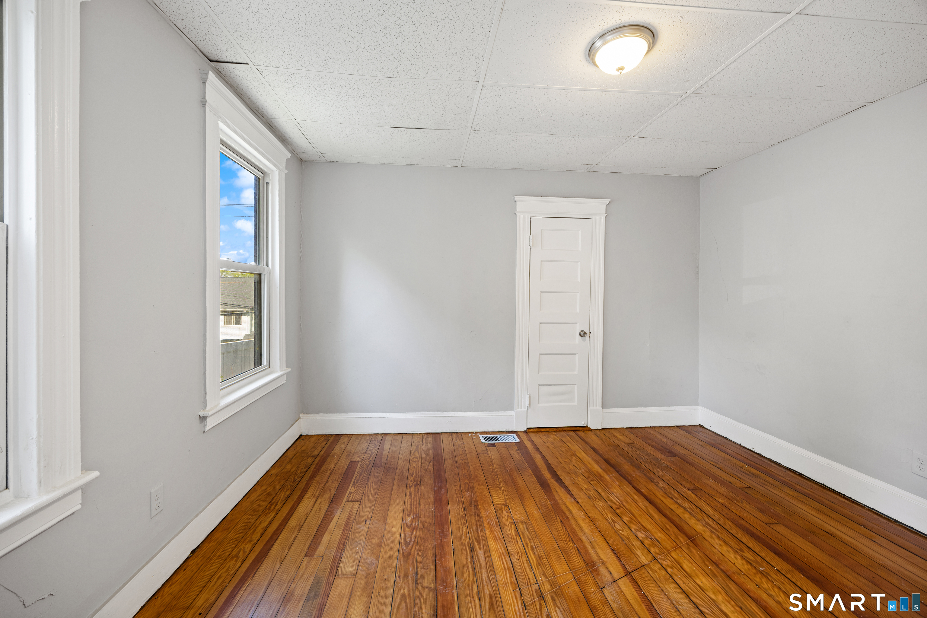 500 Wilson Street Waterbury, CT 06708 - Photo 9 of 38