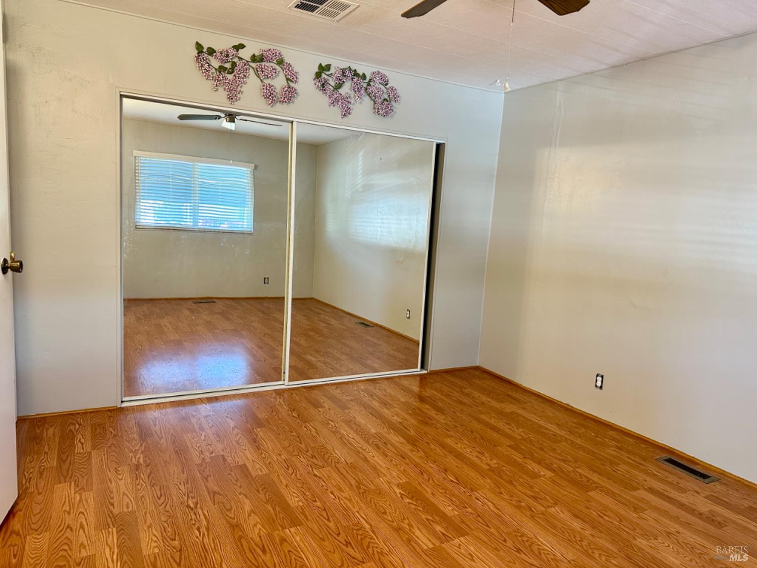 102 Royal Oak Court, Unit 102 Fairfield, CA 94533 - Photo 18 of 32 a view of an empty room