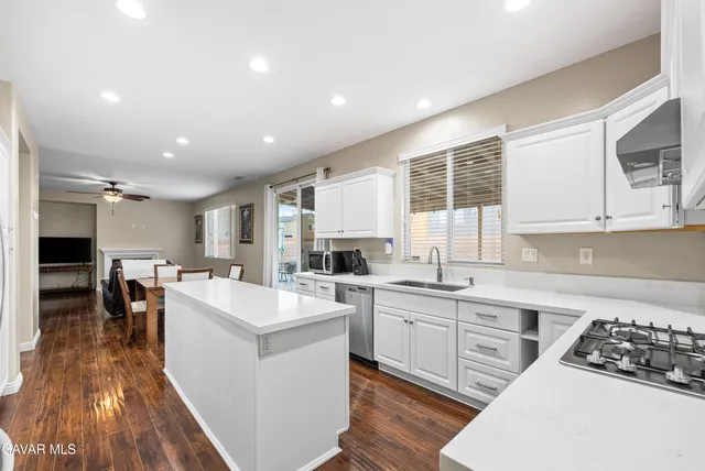 $564,870 | 43649 Brandon Thomas Way, Lancaster, CA 93536