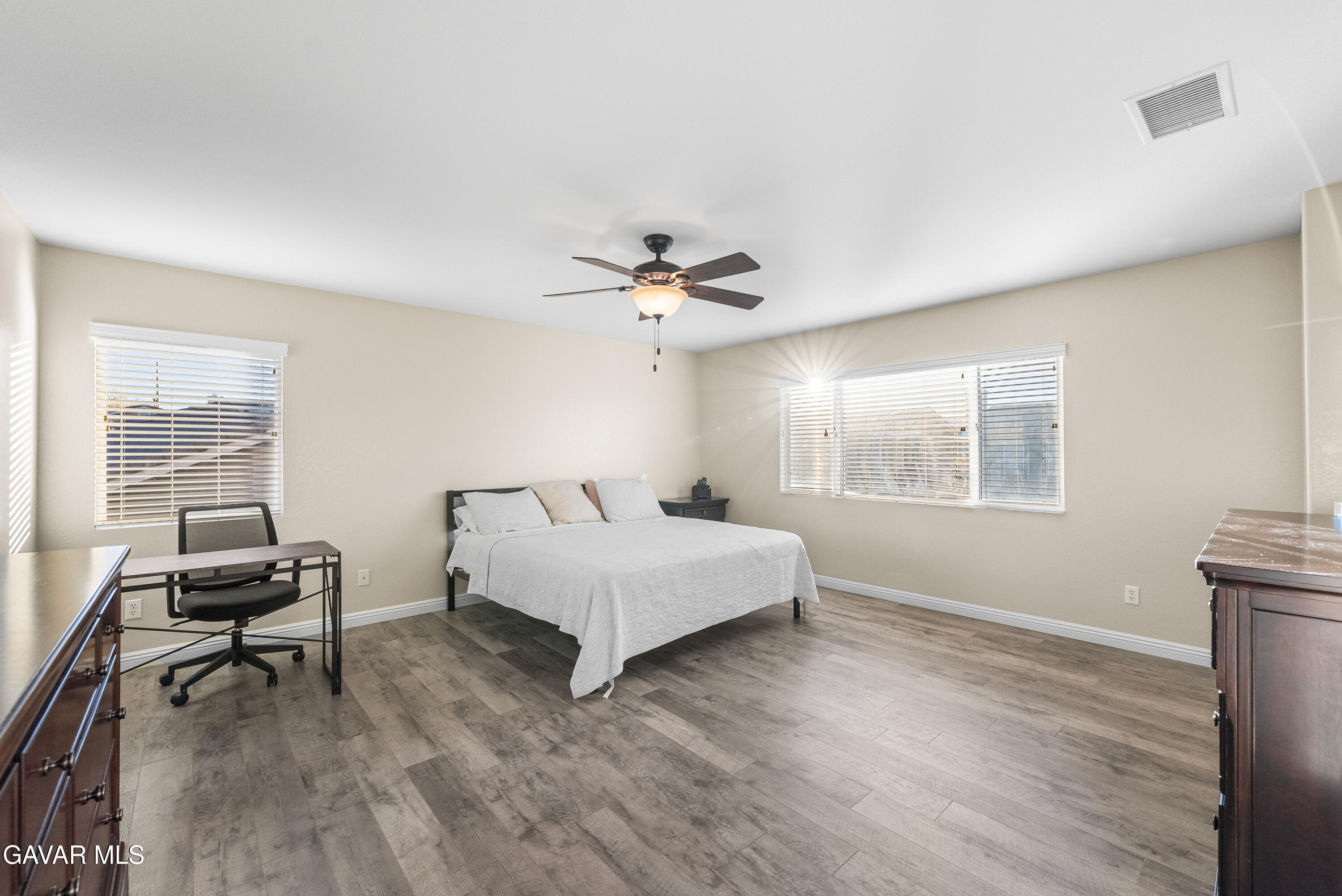 43649 Brandon Thomas Way Lancaster, CA 93536 - Photo 21 of 53 Brandon Thomas Way-27