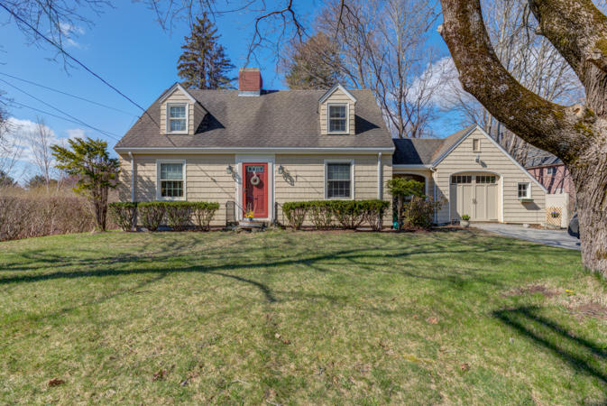 195 Ferry Road Saco, ME 04072 - Photo 4 of 51 195 Ferry Rd Saco, ME pic#37