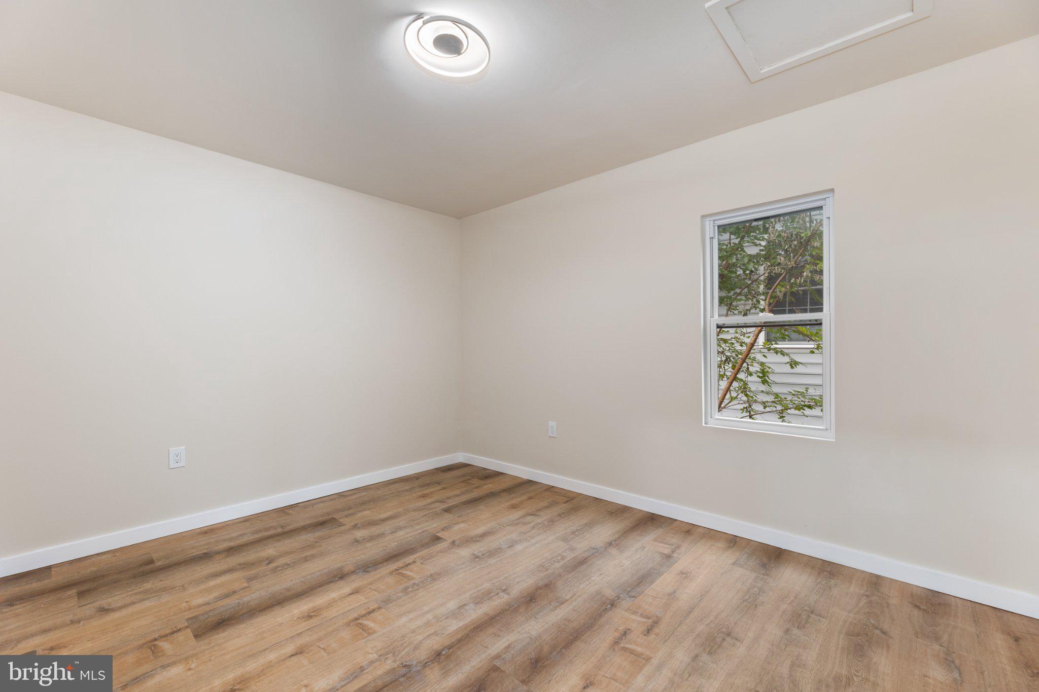 3215 Edgewood Road Kensington, MD 20895 - Photo 24 of 37 Bright and airy blank canvas awaits.