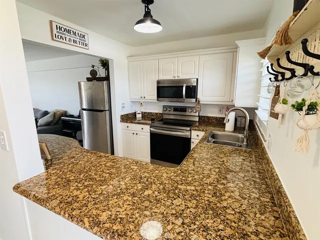 $245,000 | 1511 Southeast 15th Court, Unit 403, Deerfield Beach, FL 33441