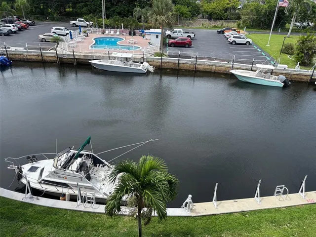 $245,000 | 1511 Southeast 15th Court, Unit 403, Deerfield Beach, FL 33441