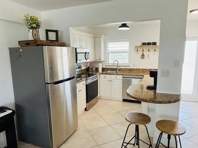 $245,000 | 1511 Southeast 15th Court, Unit 403, Deerfield Beach, FL 33441