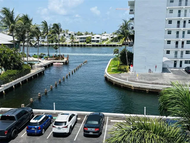 $245,000 | 1511 Southeast 15th Court, Unit 403, Deerfield Beach, FL 33441