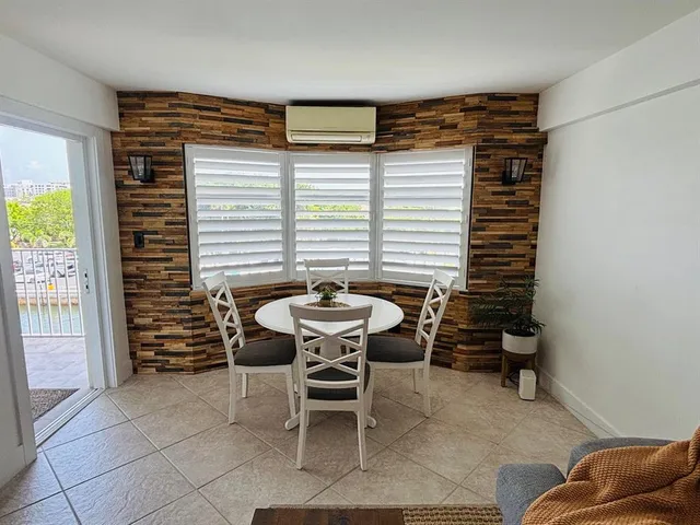 $245,000 | 1511 Southeast 15th Court, Unit 403, Deerfield Beach, FL 33441