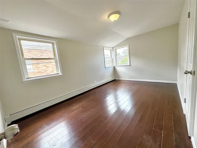 $1,580,000 | 196-23 56th Avenue | Auburndale