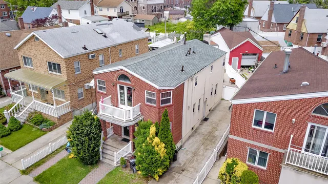 $1,580,000 | 196-23 56th Avenue | Auburndale