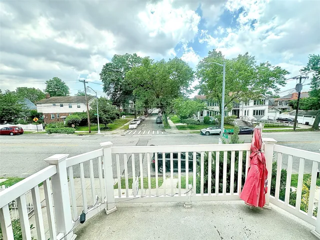 $1,580,000 | 196-23 56th Avenue | Auburndale