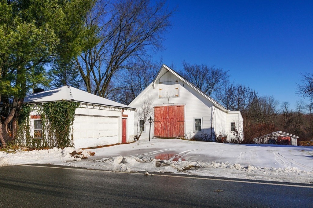 3 East End Road Bolton, MA 01740 - Photo 16 of 24 Gallery Image 16