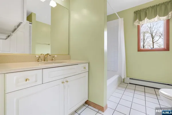 $1,150,000 | 17 Sherbrooke Drive, Lincoln Park, NJ 07035