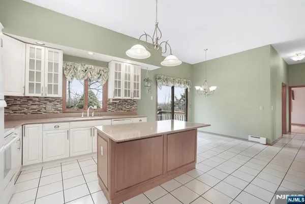 $1,150,000 | 17 Sherbrooke Drive, Lincoln Park, NJ 07035