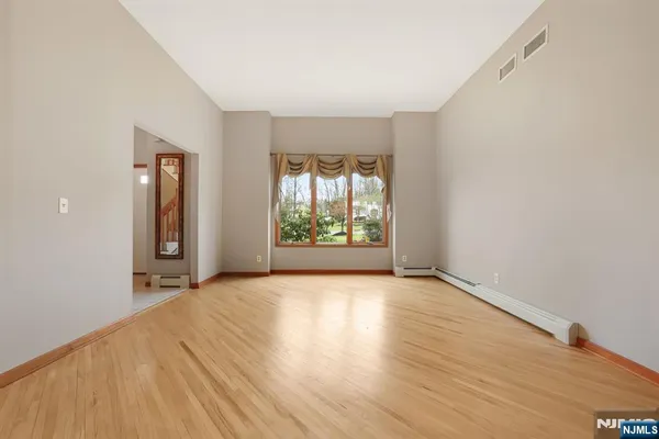 $1,150,000 | 17 Sherbrooke Drive, Lincoln Park, NJ 07035