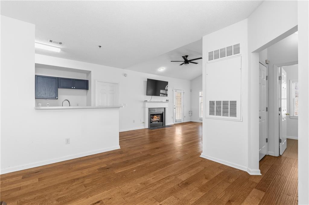 310 Spring Heights Lane, Unit 3310 Smyrna, GA 30080 - Photo 14 of 36
