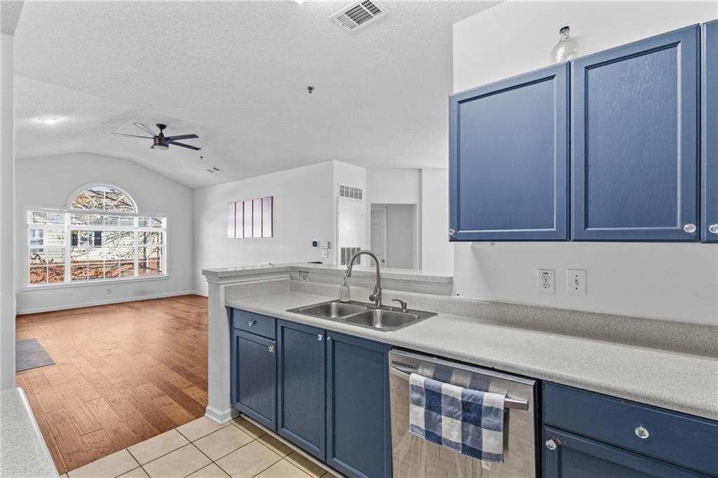 310 Spring Heights Lane, Unit 3310 Smyrna, GA 30080 - Photo 20 of 36