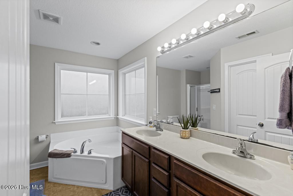 237 Chadwick Acres Road Sneads Ferry, NC 28460 - Photo 23 of 52 425A0097