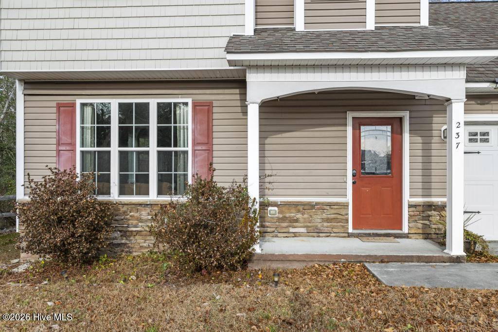 237 Chadwick Acres Road Sneads Ferry, NC 28460 - Photo 4 of 52 425A0032