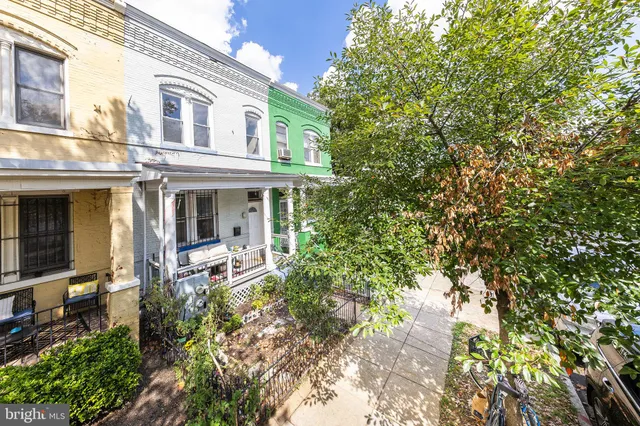 $2,995 | 1388 Northeast E Street Northeast, Washington, DC 20002