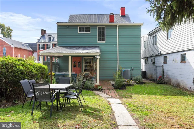 $319,900 | 27 East Salisbury Street, Williamsport, MD 21795