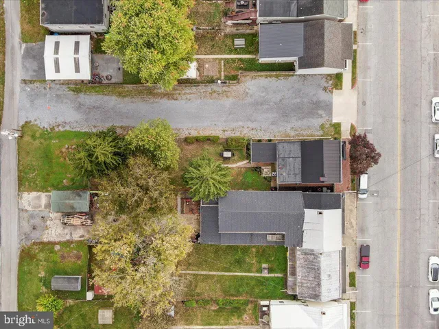 $319,900 | 27 East Salisbury Street, Williamsport, MD 21795