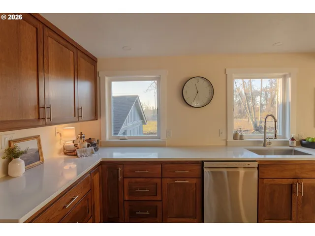 $399,000 | 5423 Mt Vernon Road, Springfield, OR 97478