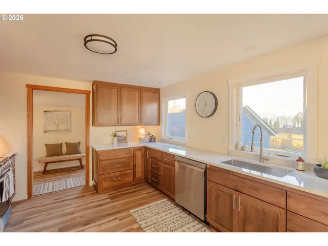 $399,000 | 5423 Mt Vernon Road, Springfield, OR 97478